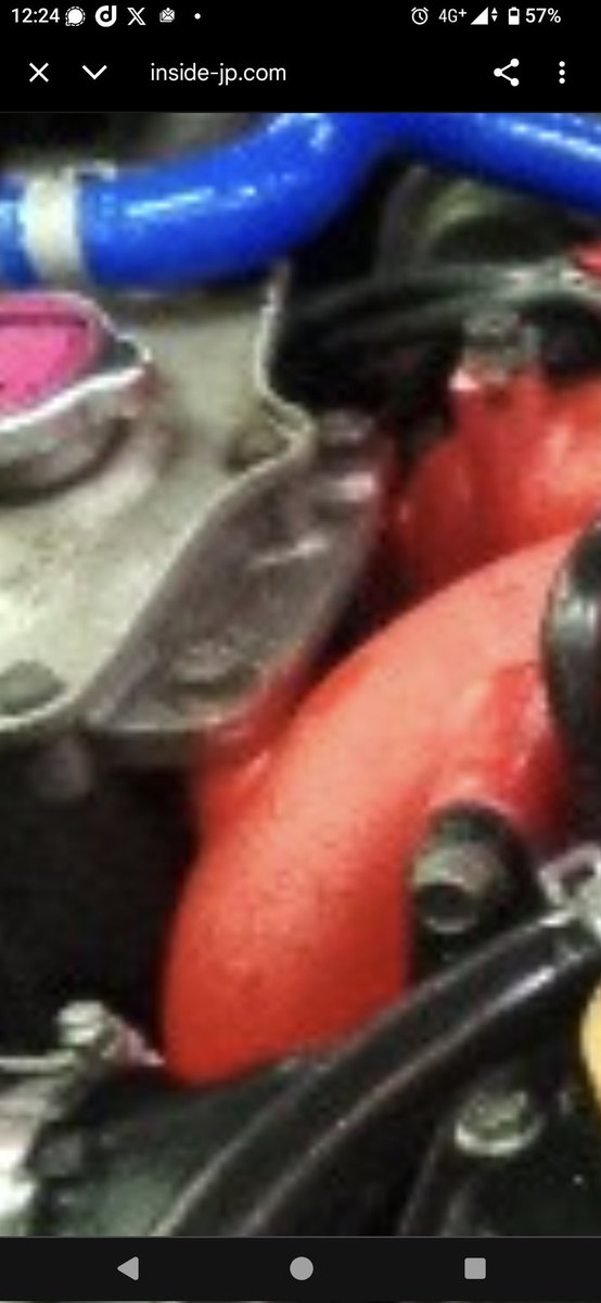 大阪の某ショップで買ったワイのGC8、インマニを外さないまま塗装したのがショップなのかは確信持てなかったけど掲載されてるインプのエンジンルームみたらインマニ載せっぱで塗装されてて笑った