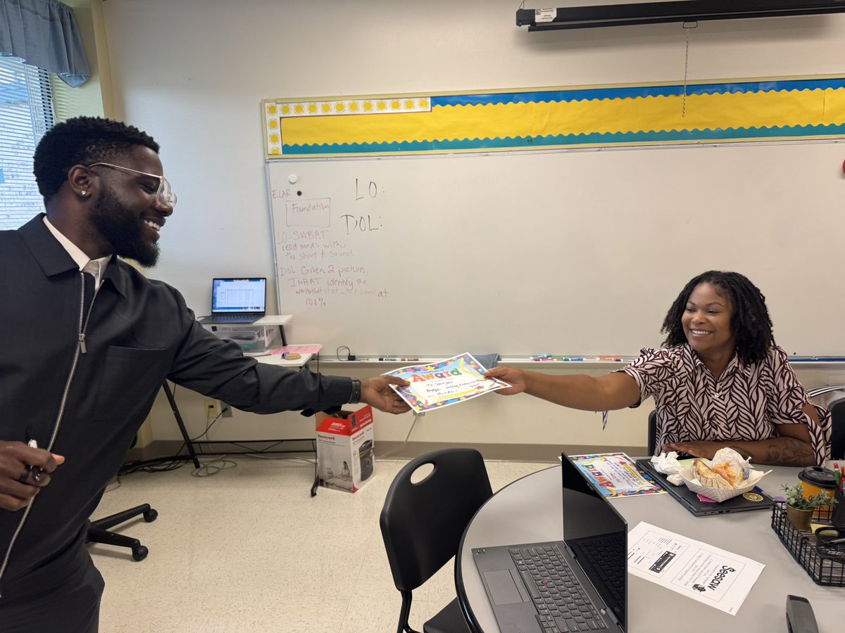 pkehoe06's tweet image. And the awards goes to… our teachers gave handmade certificates to one another during PLc this morning! @BES_Cowboys @MrJDarrisaw @smvaldezv #bradfieldsbest