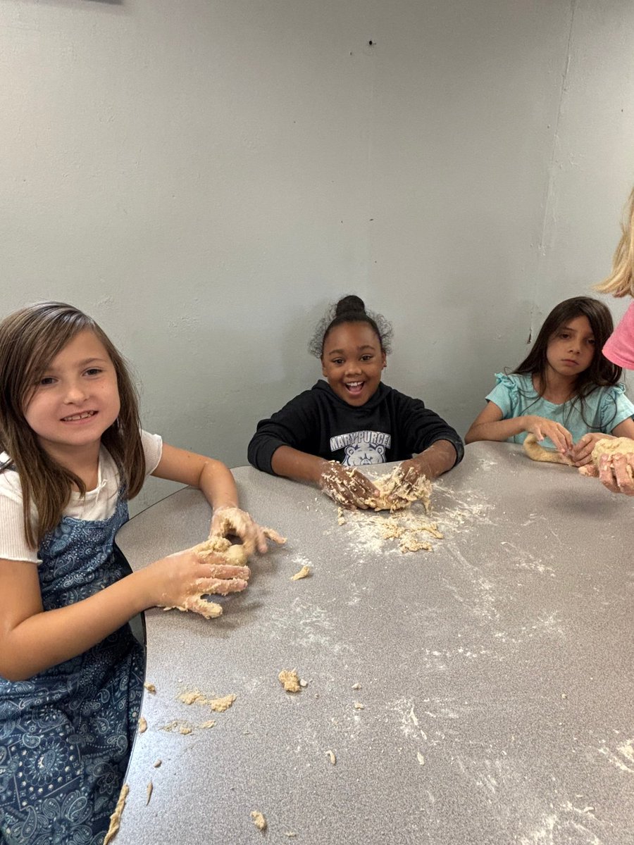 Creativity in action! Sedro-Woolley Boys &amp; Girls Club members had a blast mixing, kneading, and shaping their very own homemade play dough—proof that learning + fun go hand in hand! 💡✨ #GreatFutures #CreativeKids