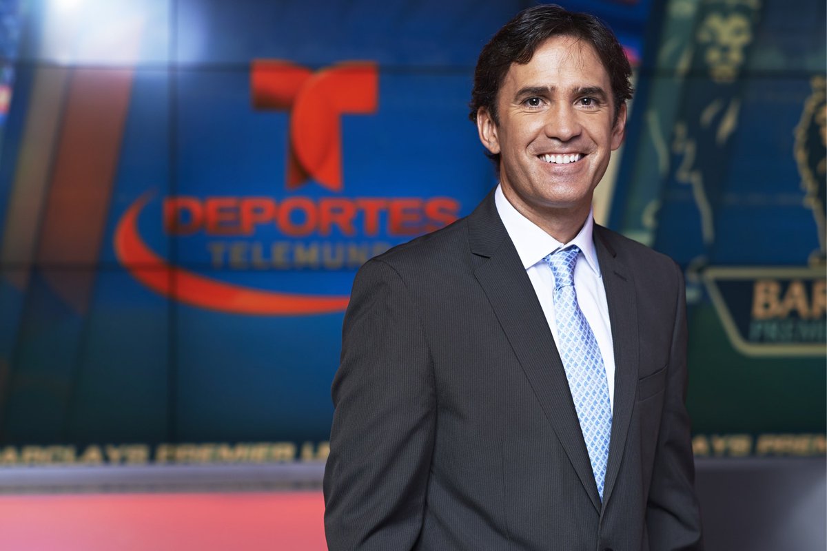 Comparto con ustedes, que mi etapa en <a href="/Telemundo/">Telemundo</a> ha llegado a su final.
Fueron mas de 13 años inolvidables, rodeado de gente increible que siempre recordaré con todo mi cariño.
Nos volveremos a ver pronto.