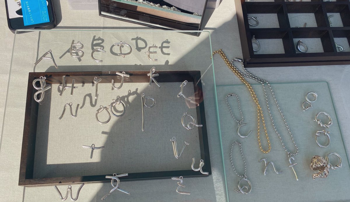 先日藝祭にてゲットしたアイテムたち
ｶﾜｲｲ……🦘💚💛❤️