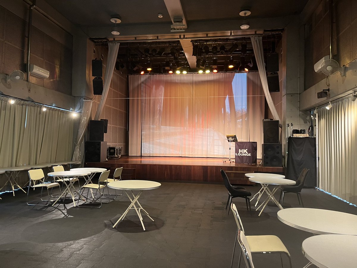 hklounge6f's tweet photo. ９月９日（火）
おはようございます、久保です！
本日は昼カラオケの日🎤です♪
お得なフリードリンクでしたらお入りいただいた時間から歌い放題、飲み放題ですよ(^^)

11時から営業してますよ！
皆様のご来店をお待ちしております！！ https://t.co/FdyVovWwuh