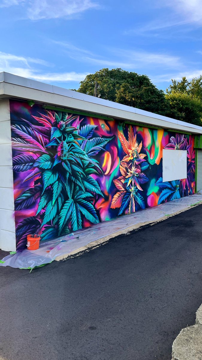 I'm so close but this mural has taken everything out of me lol.