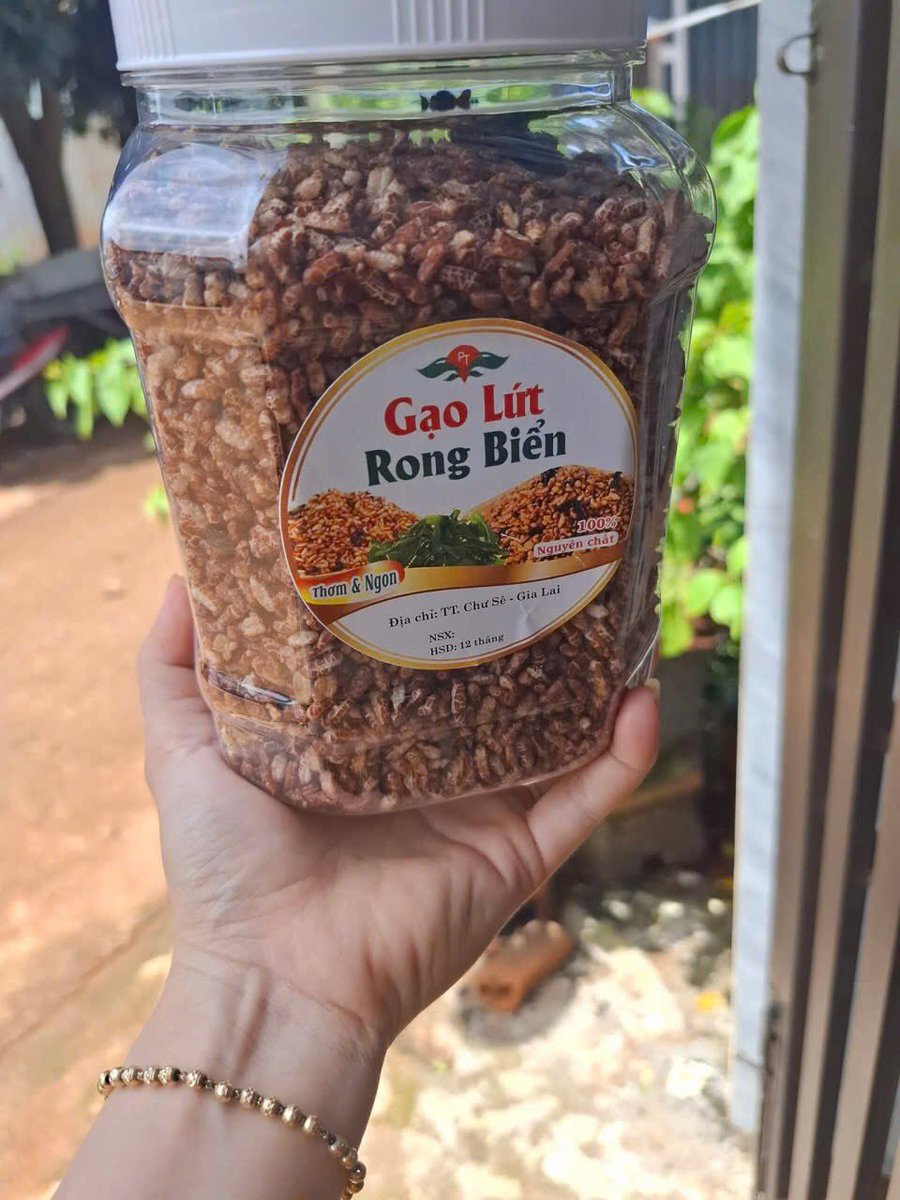 NiNguyen1503's tweet photo. Gạo lứt rong biển – giòn rụm, thơm bùi, ăn healthy không lo tăng cân 💚
👉 100% nguyên chất – không chất bảo quản
🔥 Ăn vặt ngon miệng, tốt cho sức khoẻ
Em Ni mời cả nhà mình ạ! https://t.co/LzugxPkcmv