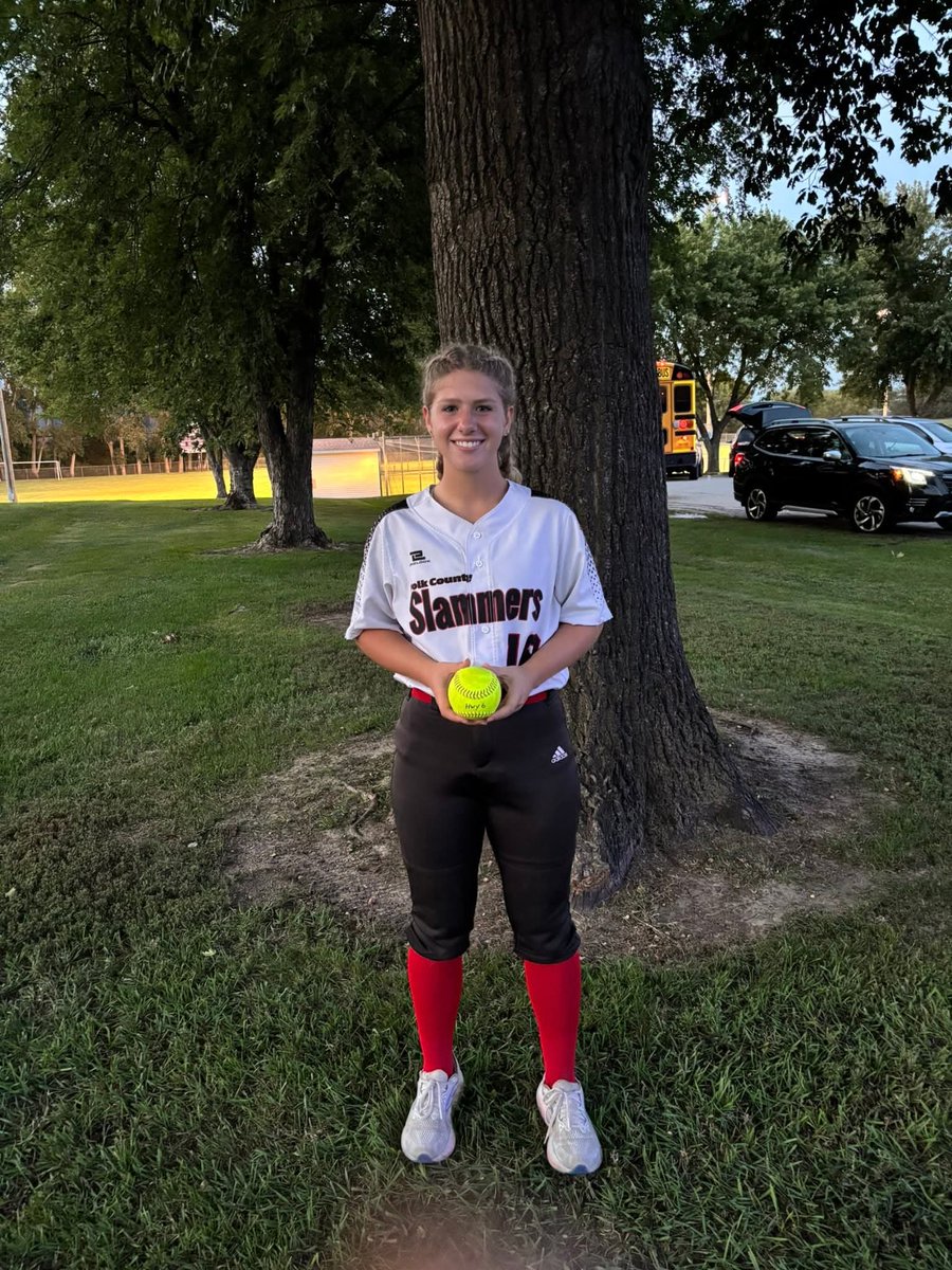 Slammers get the win tonight in Minden and  Maddy sends out her 4th Homerun of the season #OsceolaBulldogs #CrossCounty1 #HPCstorm