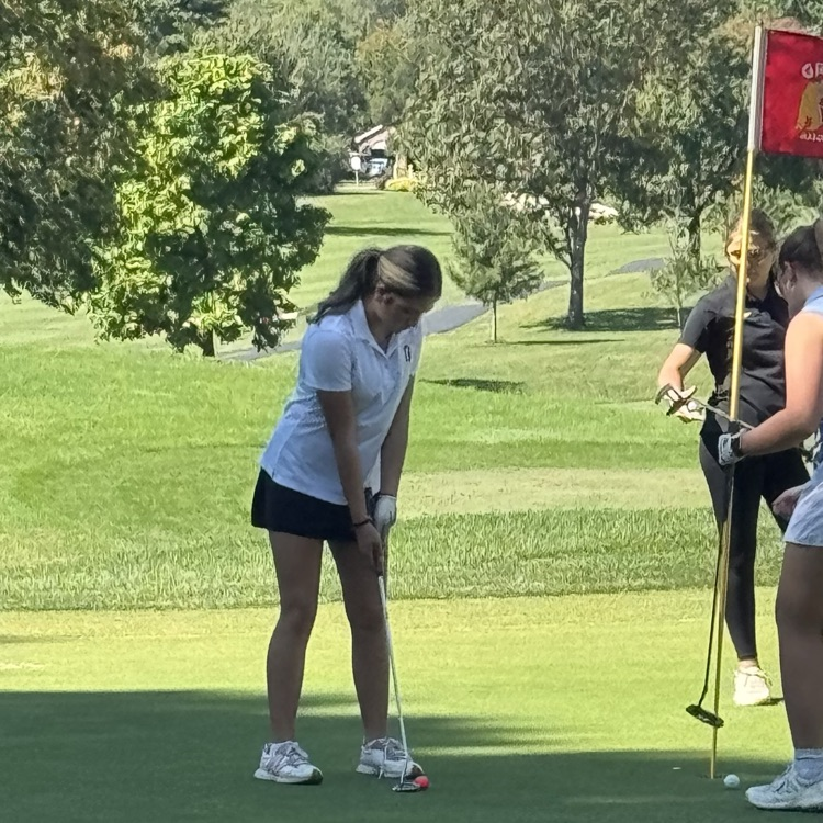Mattie &amp; Avery represented GHS with class today in the third SBAAC league match of the season! Thanks for a great season! ⛳️⚫️🟡
📸Kayla South