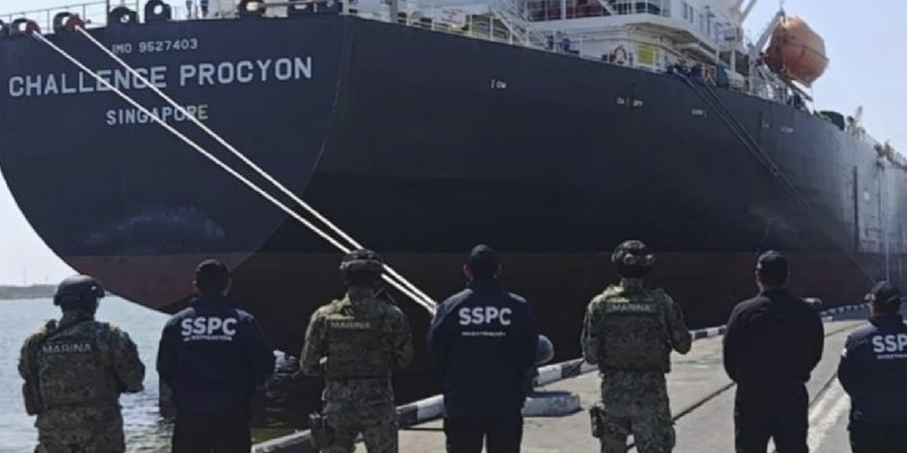 PRESENCIA.MX on X: "Capitán señalado en red de huachicol aparece sin vida en Tamaulipas El capitán Abraham Jeremías Pérez Ramírez, titular de la Unidad de Protección Portuaria de Altamira, Tamaulipas, fue encontrado