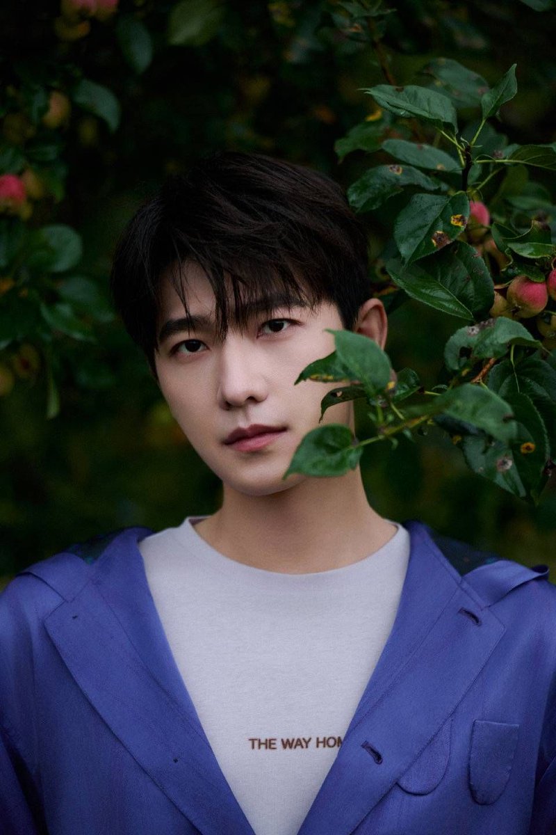 สุขสันต์วันเกิดหยางหยาง
ขอให้เจิดจรัสดั่งพระอาทิตย์

HBD TO  YANGYANG
#0909HappyYangYangDAY