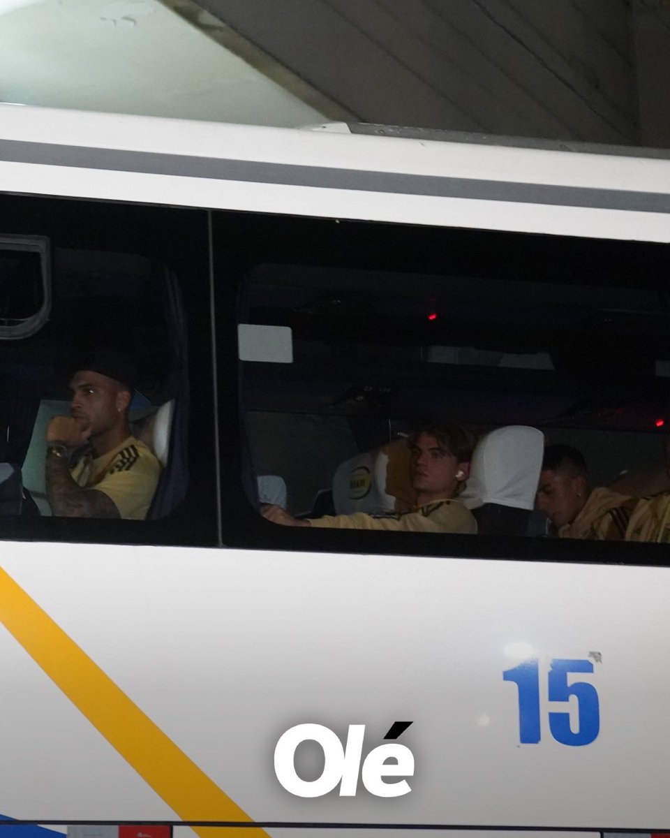 ARGENTINA YA ESTÁ EN GUAYAQUIL 🇦🇷🇪🇨

➡️ El plantel de la Selección ya se encuentra en el hotel para descansar y esperar el partido de este martes ante Ecuador

⏰ El encuentro será a las 20.00 (horario de Argentina)

📸 Juano Tesone