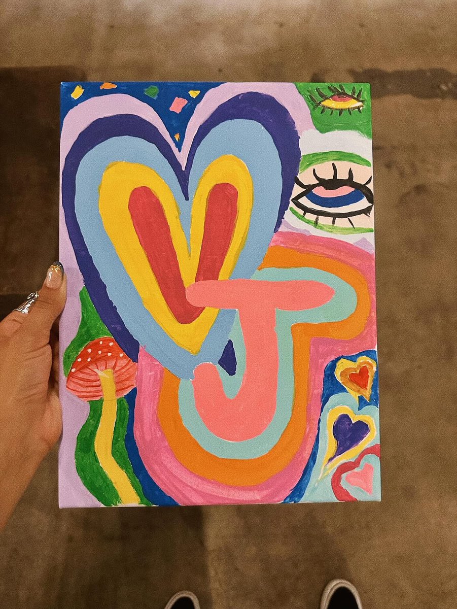 VictoriaJustice's tweet photo. https://t.co/uguyMZysrZ