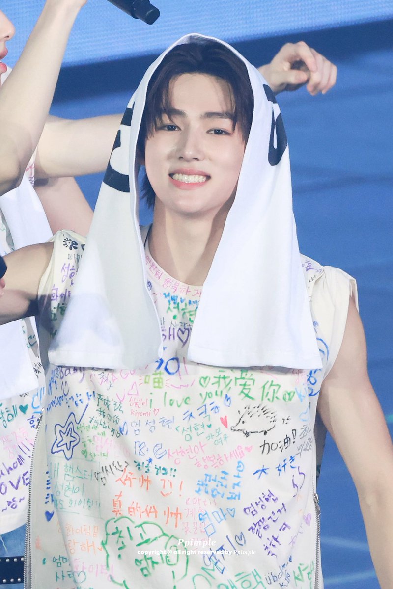 250908

#SEONGHYEON #성현 
#CORTIS #코르티스