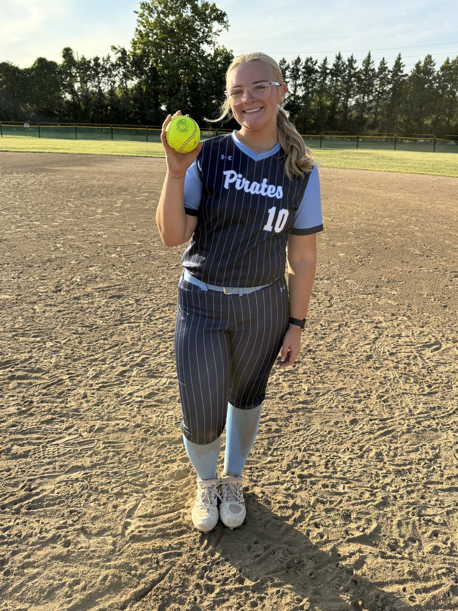 Laurali Thomas 2028 tweet media