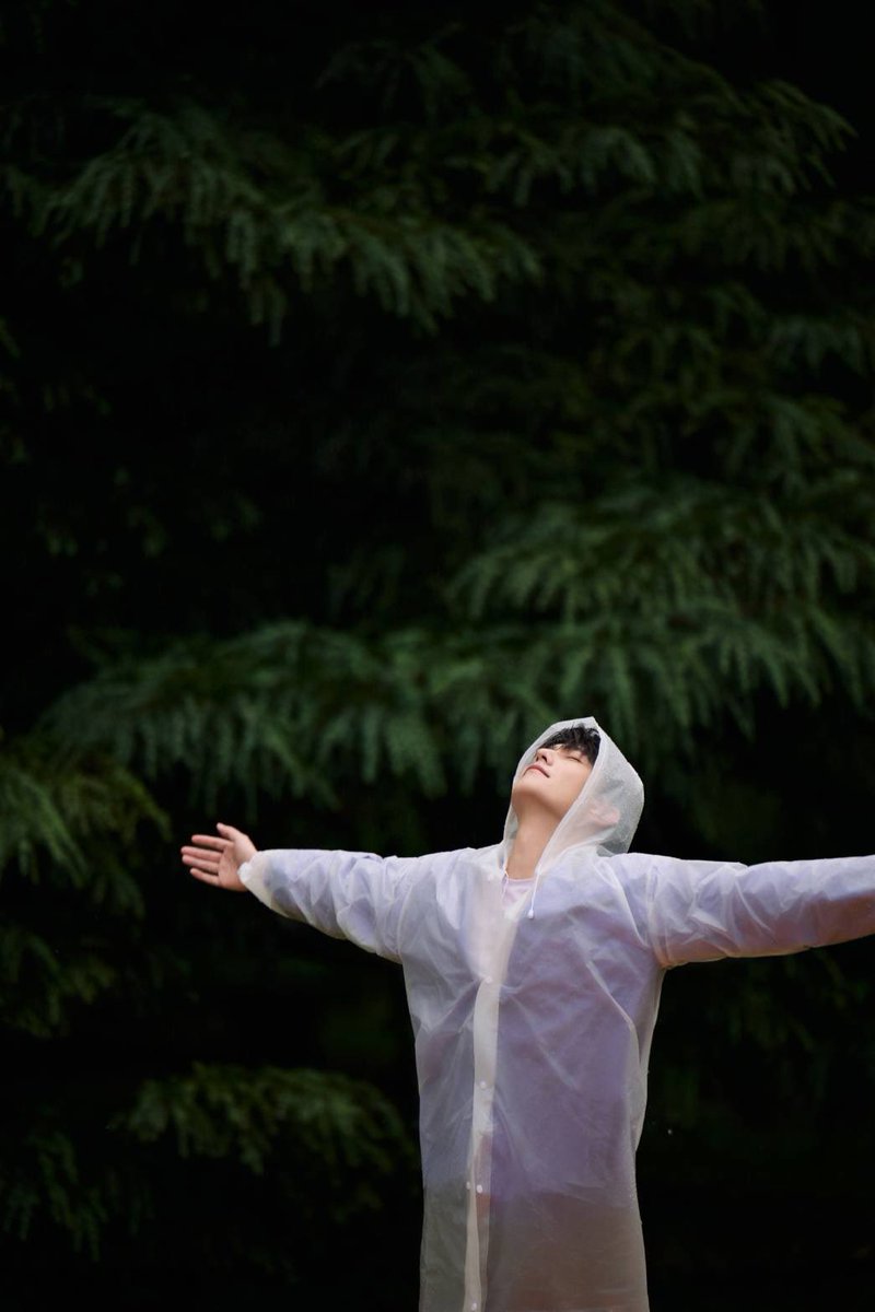 Happy birthday  ❤️ ดีใจมากๆที่ปีนี้เป็นปีที่ดีของคุมแกะ ผลงานได้รับการตอบรับดีมาก สิ่งแย่ๆทั้งหมดก็ผ่านพ้นไปแล้ว หลังจากนี้ก็ขอให้คุมแกะยิ่งมีความสุขมากขึ้นในทุกๆวัน มีรอยยิ้ม เสียงหัวเราะ  
 HBD TO  YANGYANG
#0909HappyYangYangDAY