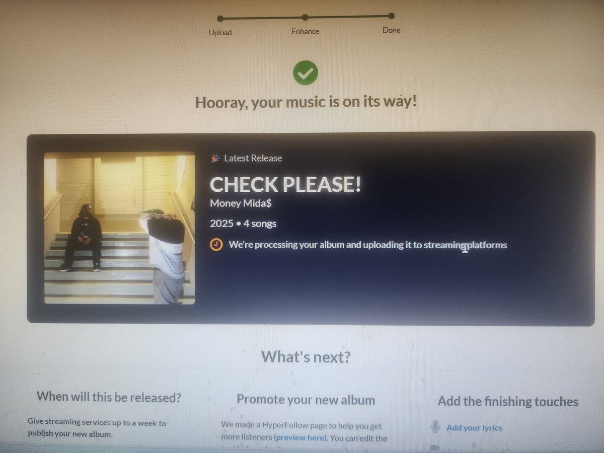 While we wait for REGGIEMAXX I got sumn to keep the fans going. Dont kys new music otw 🙏🏽💜