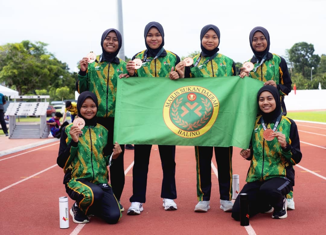 PDTBaling's tweet photo. Gambar kenangan dan Kongsi detik sepanjang SUKDA2025.
Temasya SUKDA 2025 bakal melabuhkan tirainya setelah menyajikan pelbagai aksi mendebarkan, semangat juang membara dan sorakan padu sepanjang kejohanan.
Syabas buat semua atlet atas usaha keras dan b'juang habis-habisan. https://t.co/n9DGv6uvgG