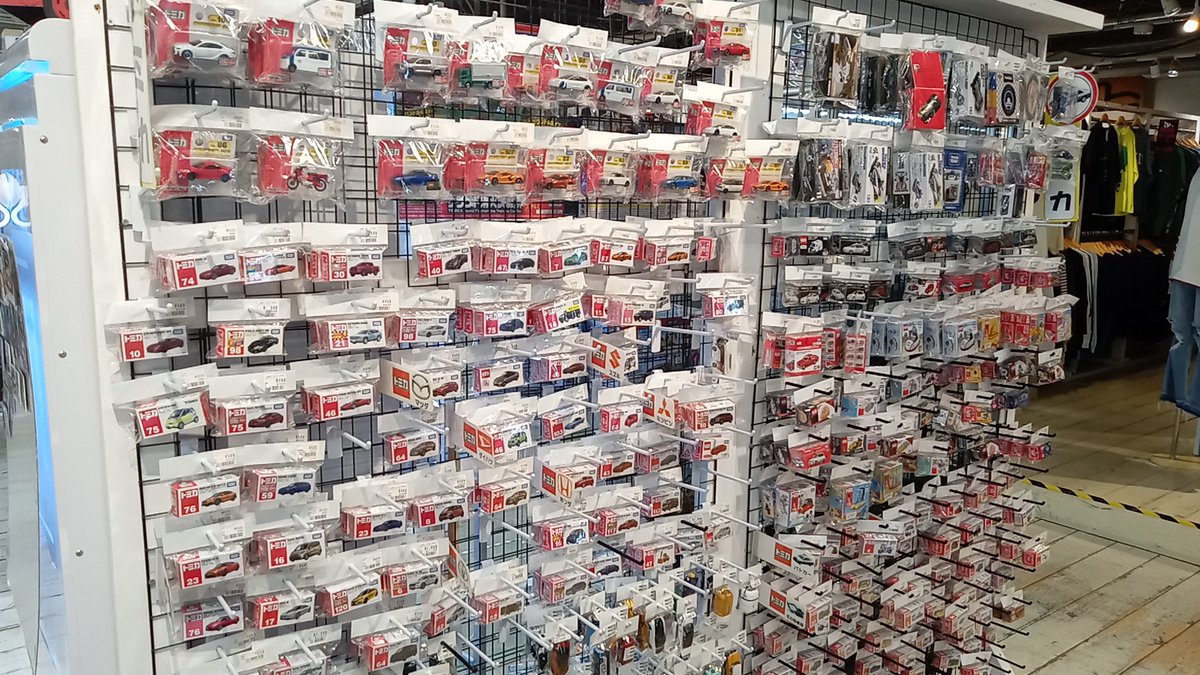 万 sai 堂 秋田 店