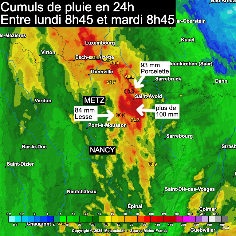 Meteovilles's tweet image. Les cumuls de pluie sur 24h en #Moselle sont assez impressionnants à l'est de #Metz où, selon les estimations des radars de précipitations, on atteint probablement 100 mm. 
Le #Luxembourg est également très touché avec des #inondations jusque dans la capitale.
