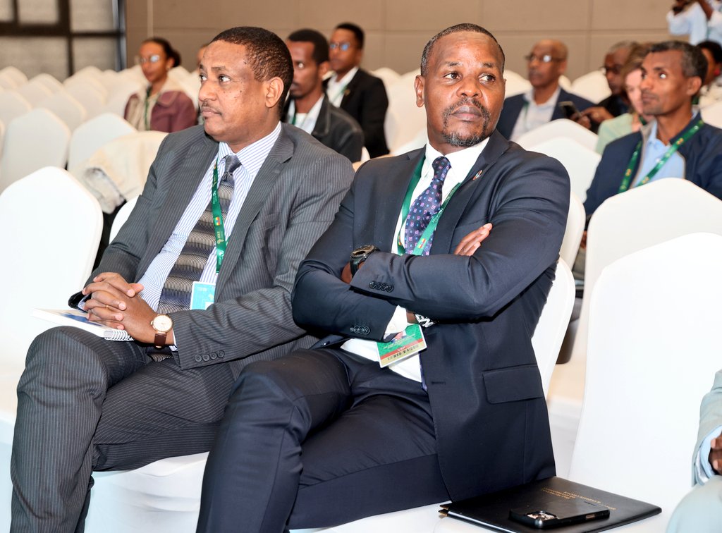 EnviClimateC_Ke's tweet photo. The side event spotlights three Mitigation Action Facility–funded projects: WRI’s Kenya e-mobility programme, ICLEI Africa’s Rwanda E-Moto Project, and UNDP/UNCDF’s solar cold storage initiative. #MitigationAction #EMobility #ACS2 https://t.co/875gmimams