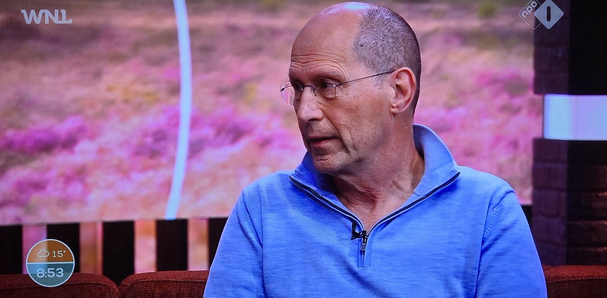 Ik ben 't van harte eens met Paul Römer die vanochtend bij #GoedemorgenNederland 'n lans brak voor het programma #AndereTijden. 
Dat TV-programma is door de NPO geschrapt, terwijl het vertellen van onze geschiedenis nou juist een taak is van de publieke omroep. Onbegrijpelijk!