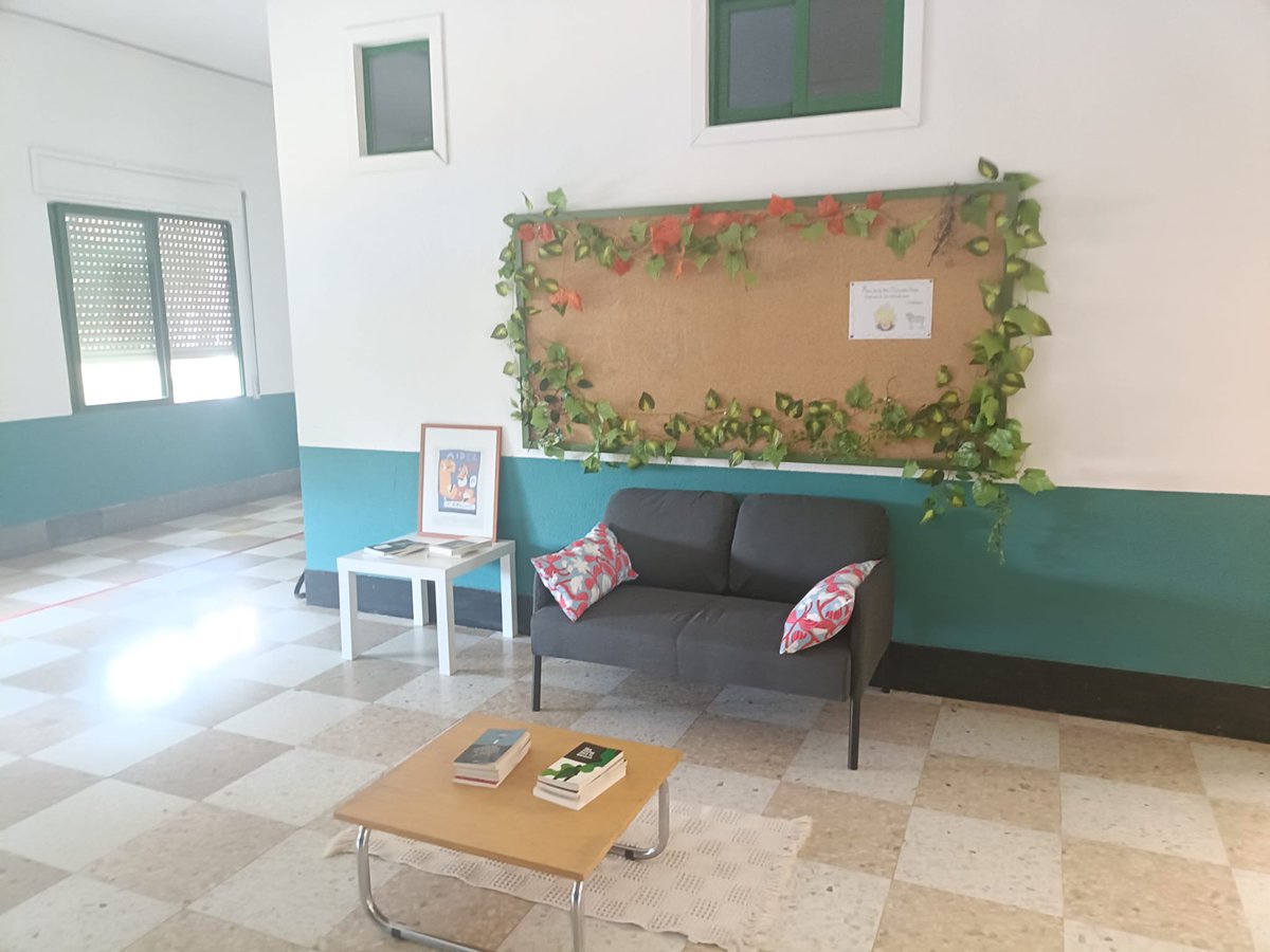 IES Isaac Newton tweet media