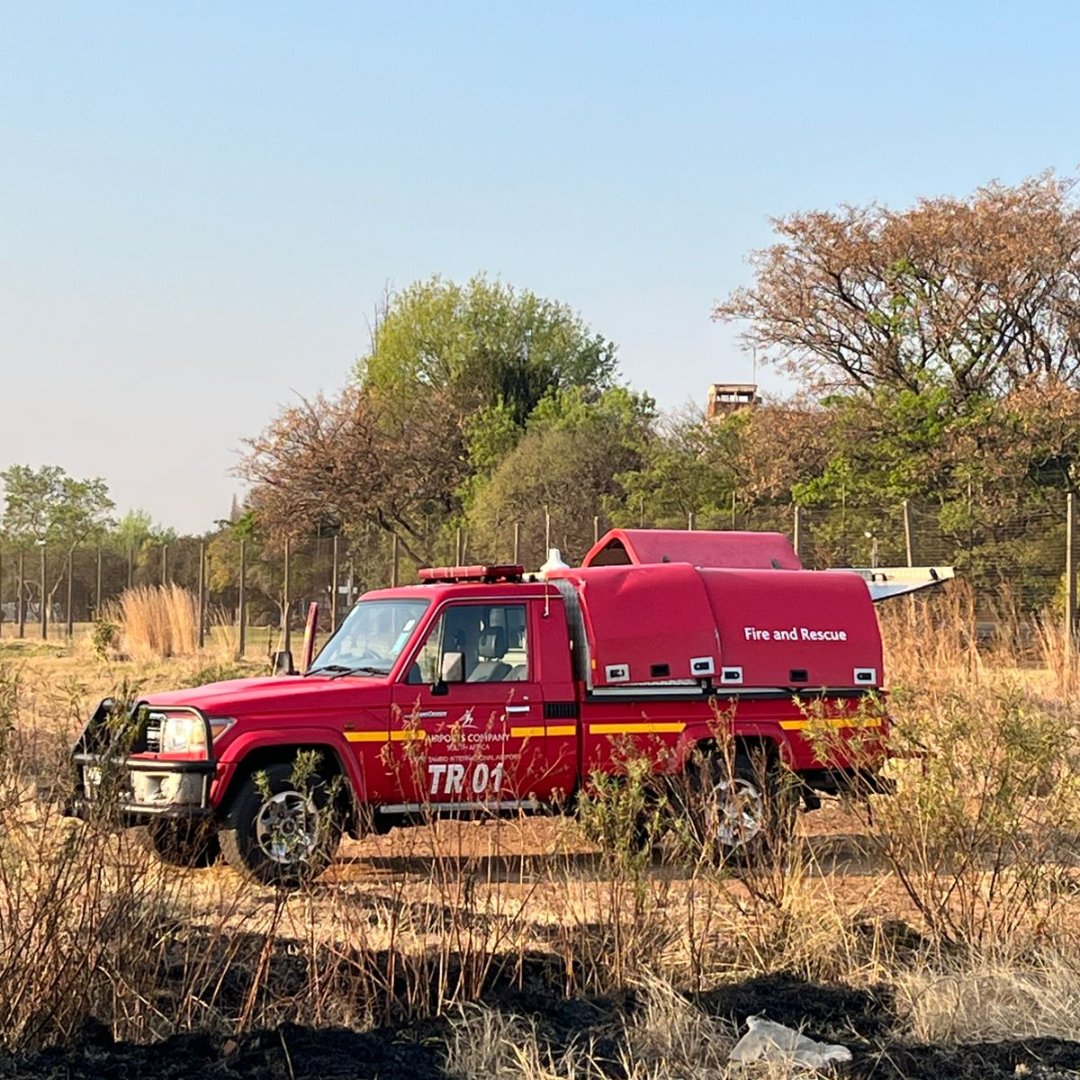 Fidelity_Secure's tweet image. The Fidelity SecureFire crew swiftly contained a veld fire near a residential estate, preventing damage and ensuring community safety. Their quick response reflects their commitment to protecting lives and property.

#SecureFire #FidelityServicesGroup #RapidResponse