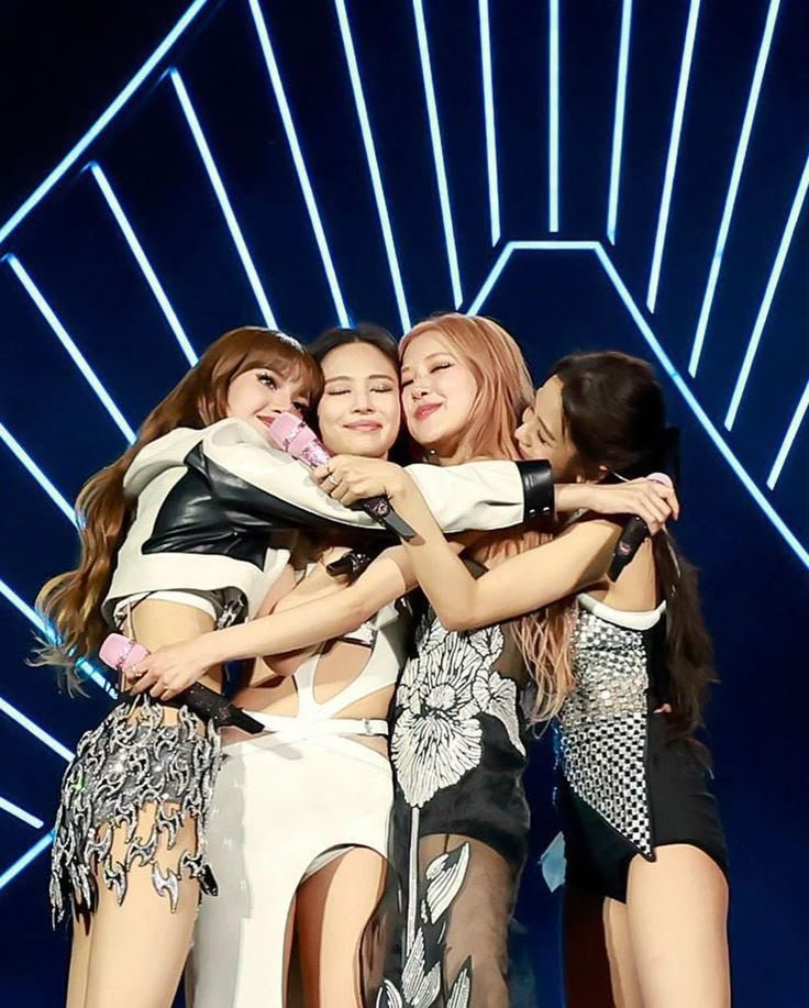 mariiiii tweet media