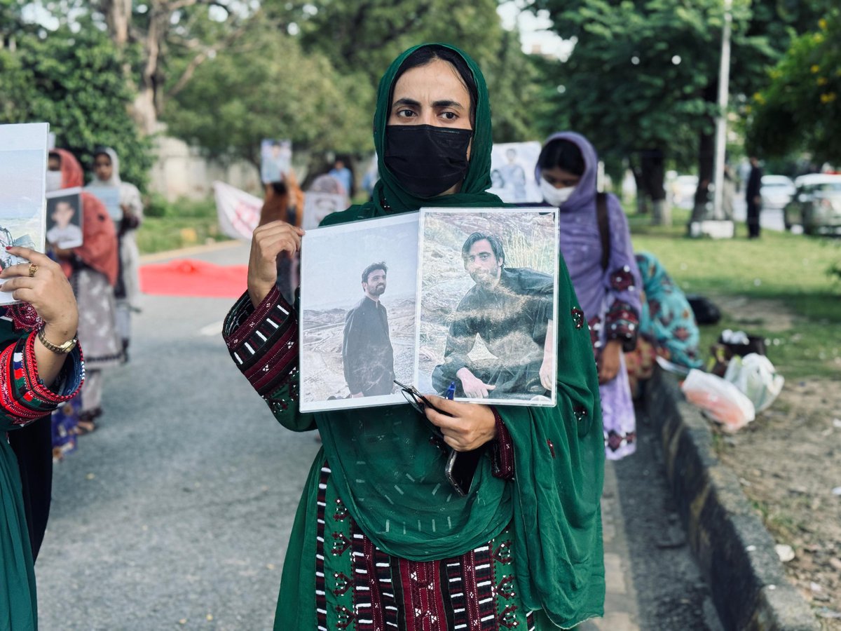 _zohrabaloch's tweet photo. Torture is a violation of human dignity.
#ReleaseNazarMarriBaloch
#StopEnforcedDisappearance https://t.co/sSu7Q1mX00