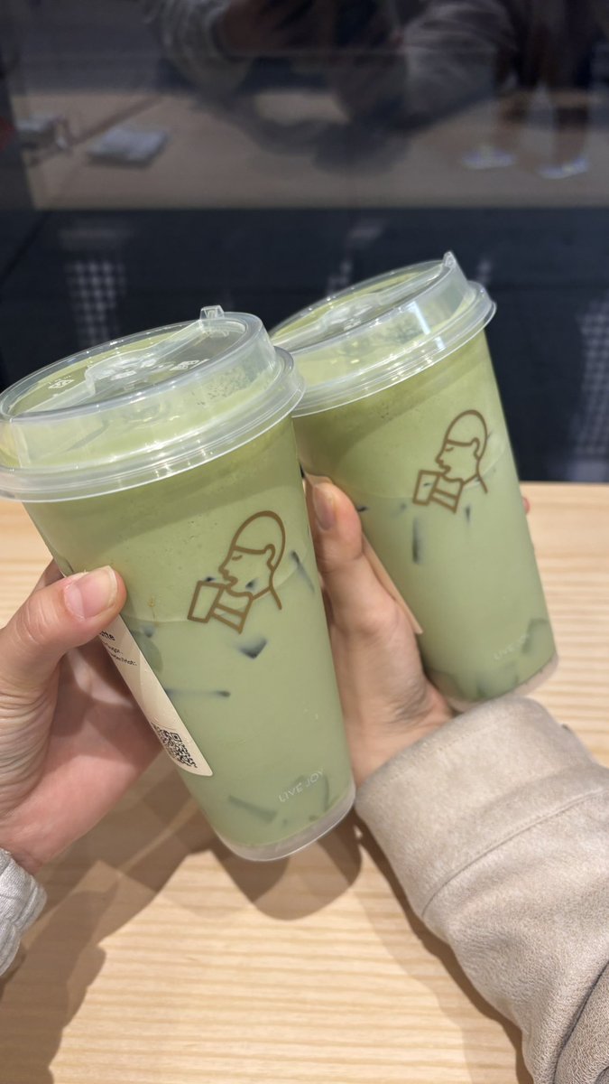 ofcke_'s tweet photo. 모두가 귀국 때가 되면 떠나기 싫고 도시가 더 예쁘고 아름다워 보인다던데 정말이야… https://t.co/7XhIhlgVZw