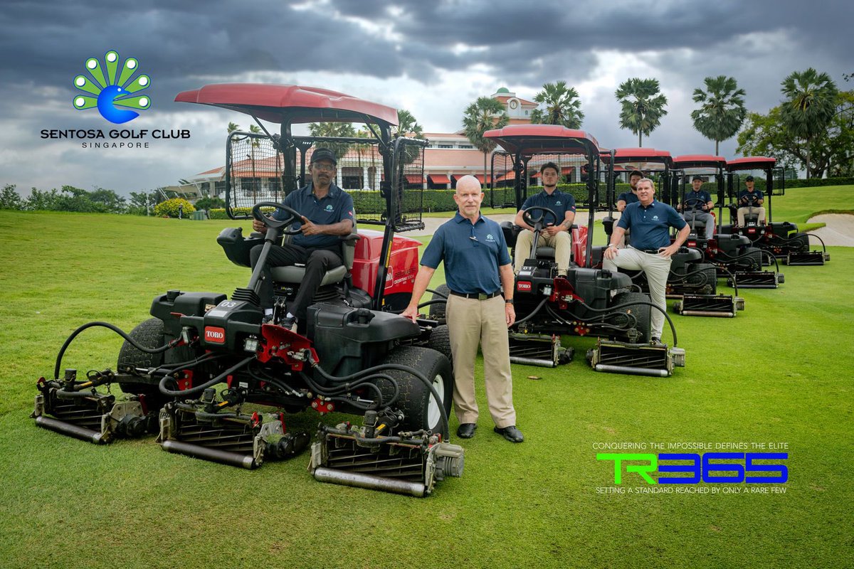 Sept 9 is #SuperintendentDay
We wouldn’t be who we are without this crew. Huge thanks to Rodney McKeown and his team of heroes without CAPES.
Thank you for the early mornings, the late nights, and for making us look and play our best every single day!