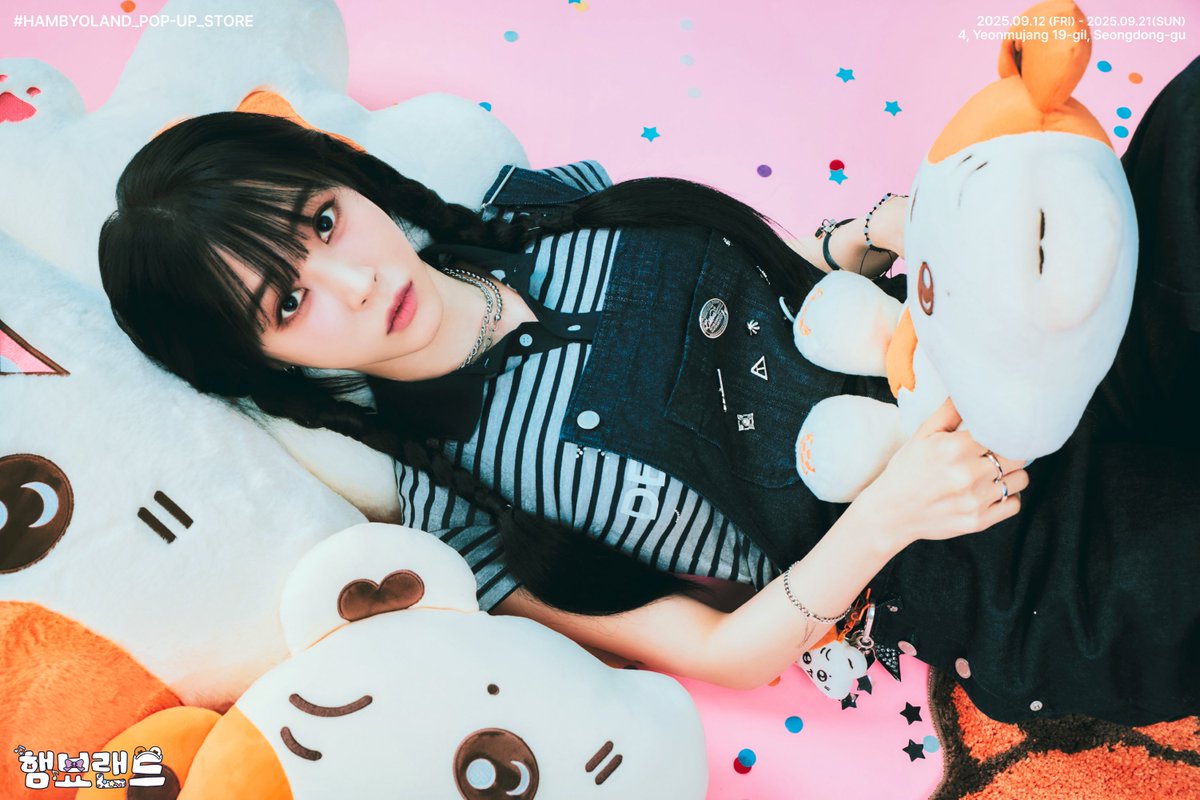 🧡MOONLIGHT ADVENTURE : HAMBYOLAND

* • °⋆  𝒟-3  ⋆° • *

📅 2025. 09. 12 (FRI) ~ 2025. 09. 21 (SUN)
📍 4, Yeonmujang 19-gil, Seongdong-gu 
⏰ 11:00 - 20:00

#MoonByul #HAM_BYORI #햄뵤리 #NOOK_BYORI #늑뵤리
#HAMBYOLAND_POP_UP_STORE #햄뵤랜드