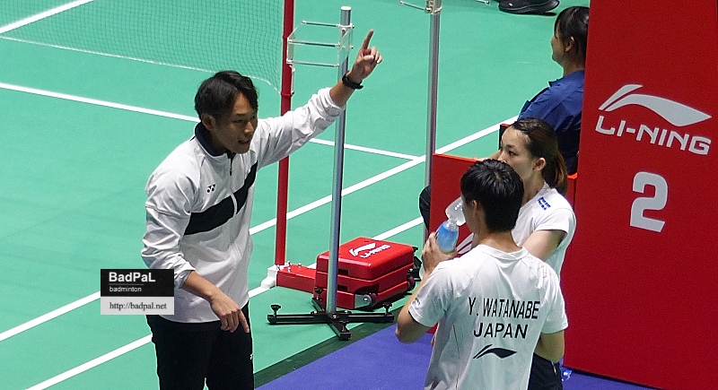 BadPaL's tweet photo. 【香港ＯＰ★１日目速報】渡辺松友、予選勝ち抜け本選へ。ペアとしては５月シンガポールに次ぐ２大会目でブラッシュアップされた印象。BadPaL が予選からの出場がほとんどない松友に入り方を問うと、変わらず本選１回戦のつもりでと説明。その上で「楽しい」と笑顔。今大会には嘉村コーチのサポートも https://t.co/lnT7Ab0sQO