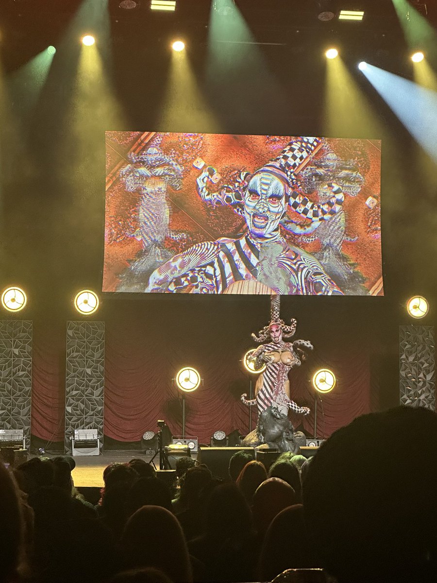 Cece the Horror Queen✨♉️ tweet media