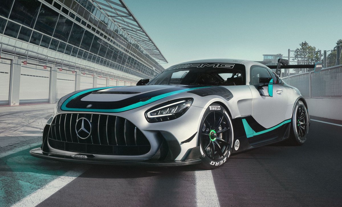 responsejp's tweet photo. 公道走行不可、メルセデスAMG最強「GT2エディションW16」発表…F1技術搭載で830馬力
https://t.co/w5lXUsUmVP

#新型車 #MG #メルセデスAMG #クーペ https://t.co/vmNeJDgFSz