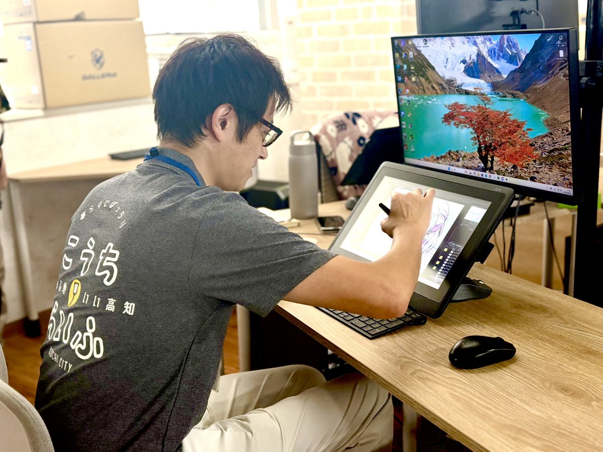 studio8colors's tweet image. 特捜戦隊デカレンジャーに出演された吉田友一さんが弊社スタジオに遊びにきてくれました👟✨
実際に作業を体験して楽しんでいただきました🐈🎶
ご来訪いただきありがとうございました🙌
#スタジオエイトカラーズ
#職業体験