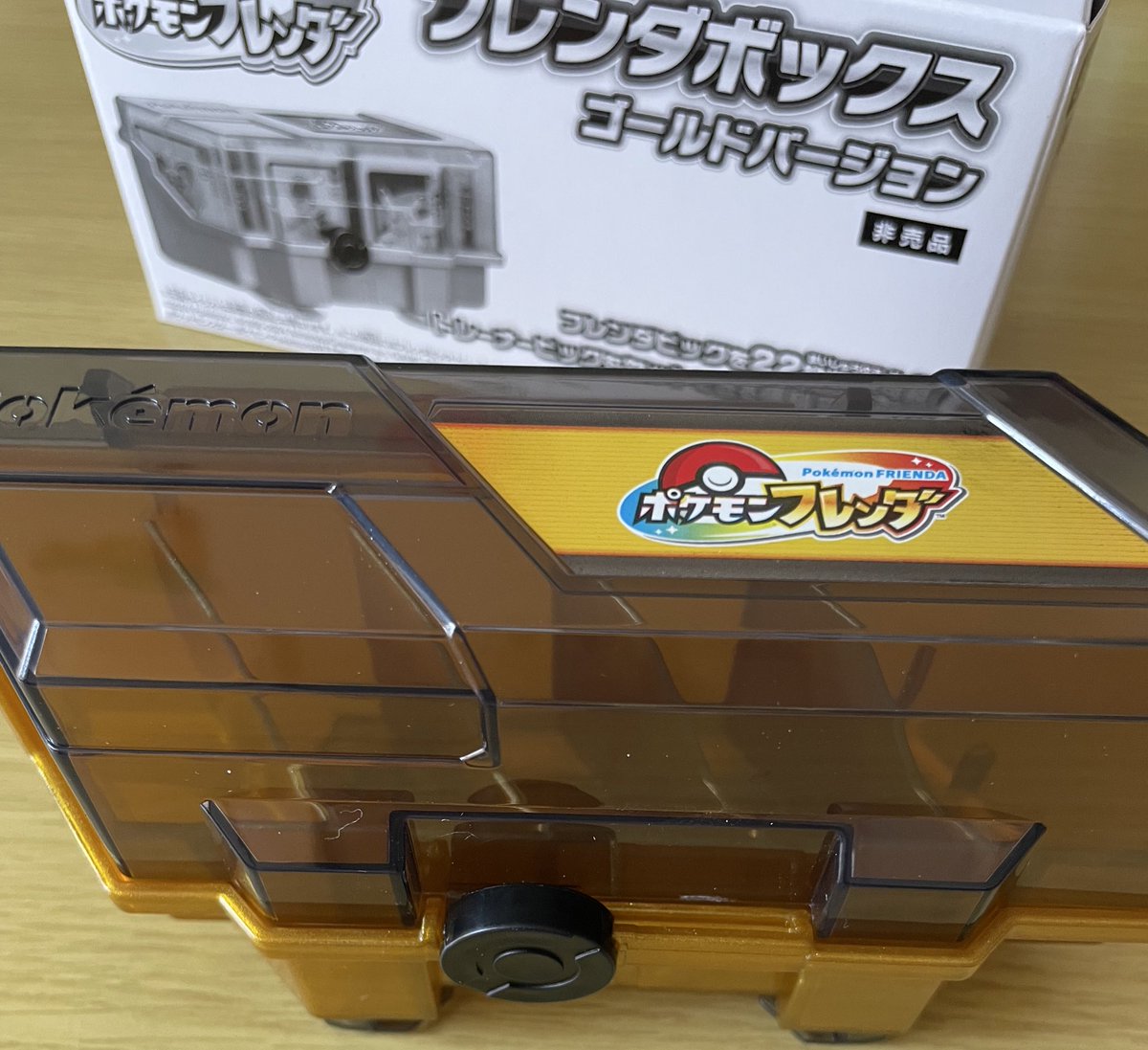 ポケモン フレンダボックス ゴールドバージョン グッズ（しゅうのうグッズ） | ポケモンフレンダ | スペシャルサイト