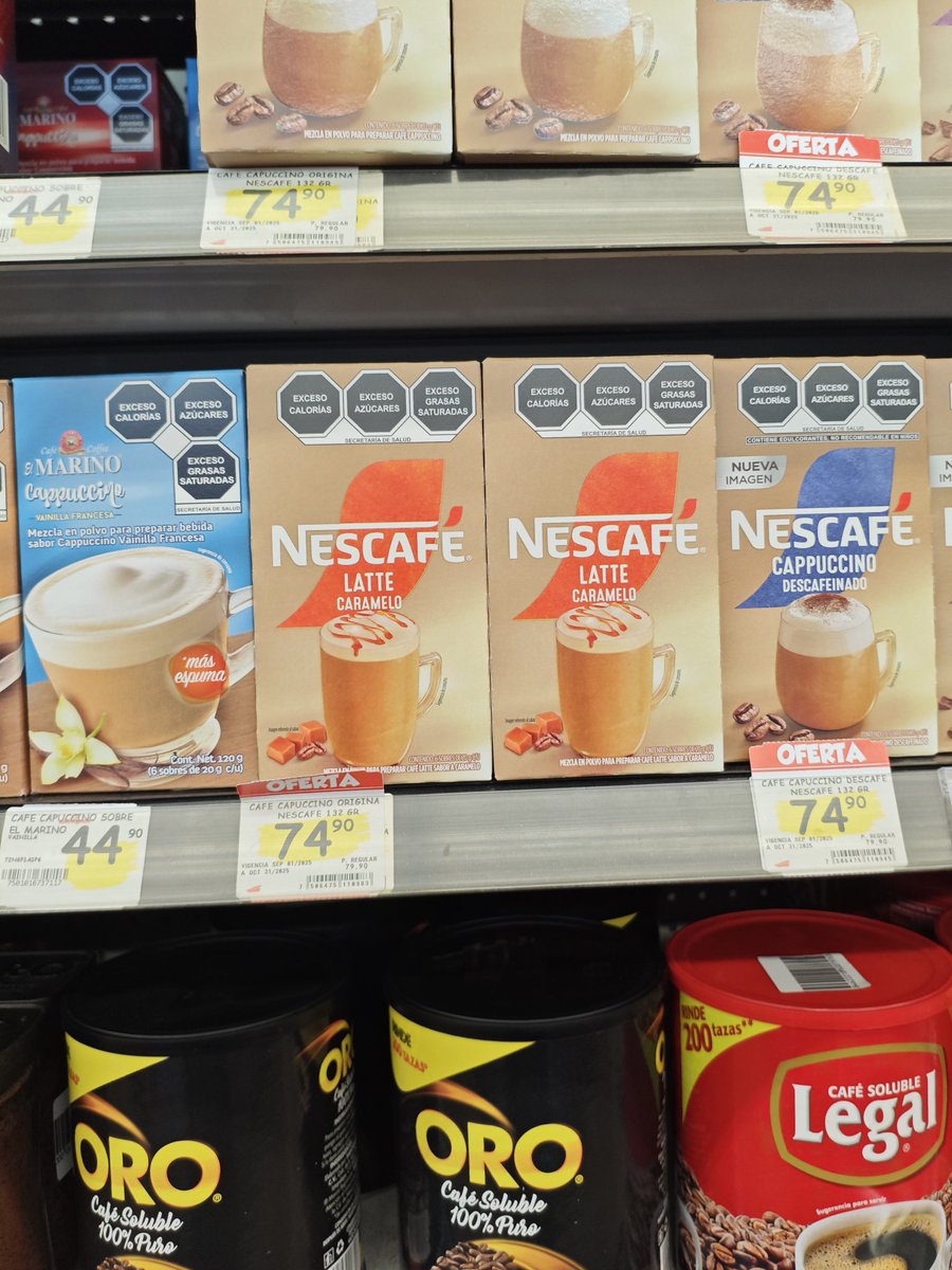 EmilioV515's tweet photo. Hola @NescafeMX, ¡su capuchino es delicioso! Pero cada taza deja un sobre que no se puede reciclar. 💔
La solución es simple y ustedes ya la usan para otros cafés: vender el mismo polvo en un frasco de vidrio con cuchara medidora. #NescaféSostenible #AdiosAlSobre https://t.co/mvhhTb1pKN