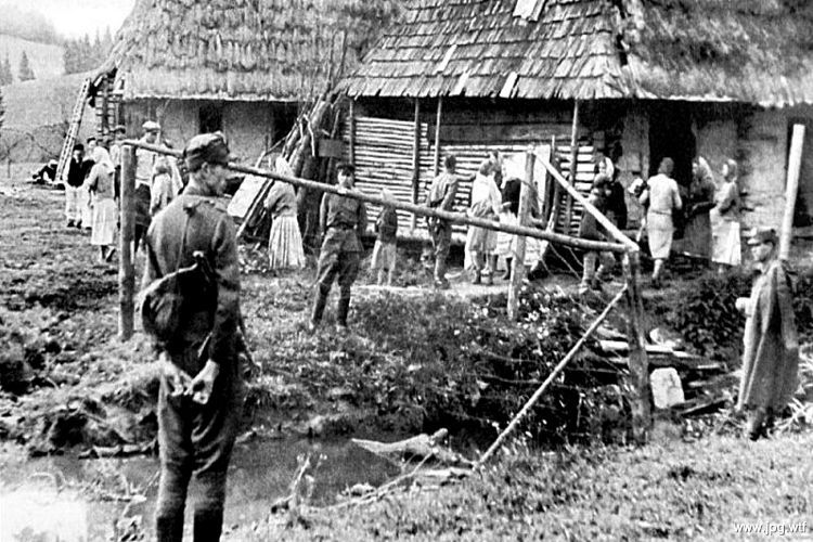 falledlenin's tweet photo. #Мордор В цей день 1944 року був підписаний договір між СРСР і Польщею про примусове виселення українців з їх етнічних земель. https://t.co/v1vdHoO5Eh