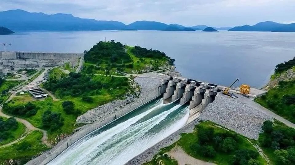 RAbdiAnalyst's tweet image. Congratulations to the government and people of Ethiopia on today's historic commissioning of Africa's largest hydroelectric dam, the GERD.

The groundswell of national pride and sense of national unity unleashed by GERD's completion is remarkable and perfectly justifiable.

GERD…