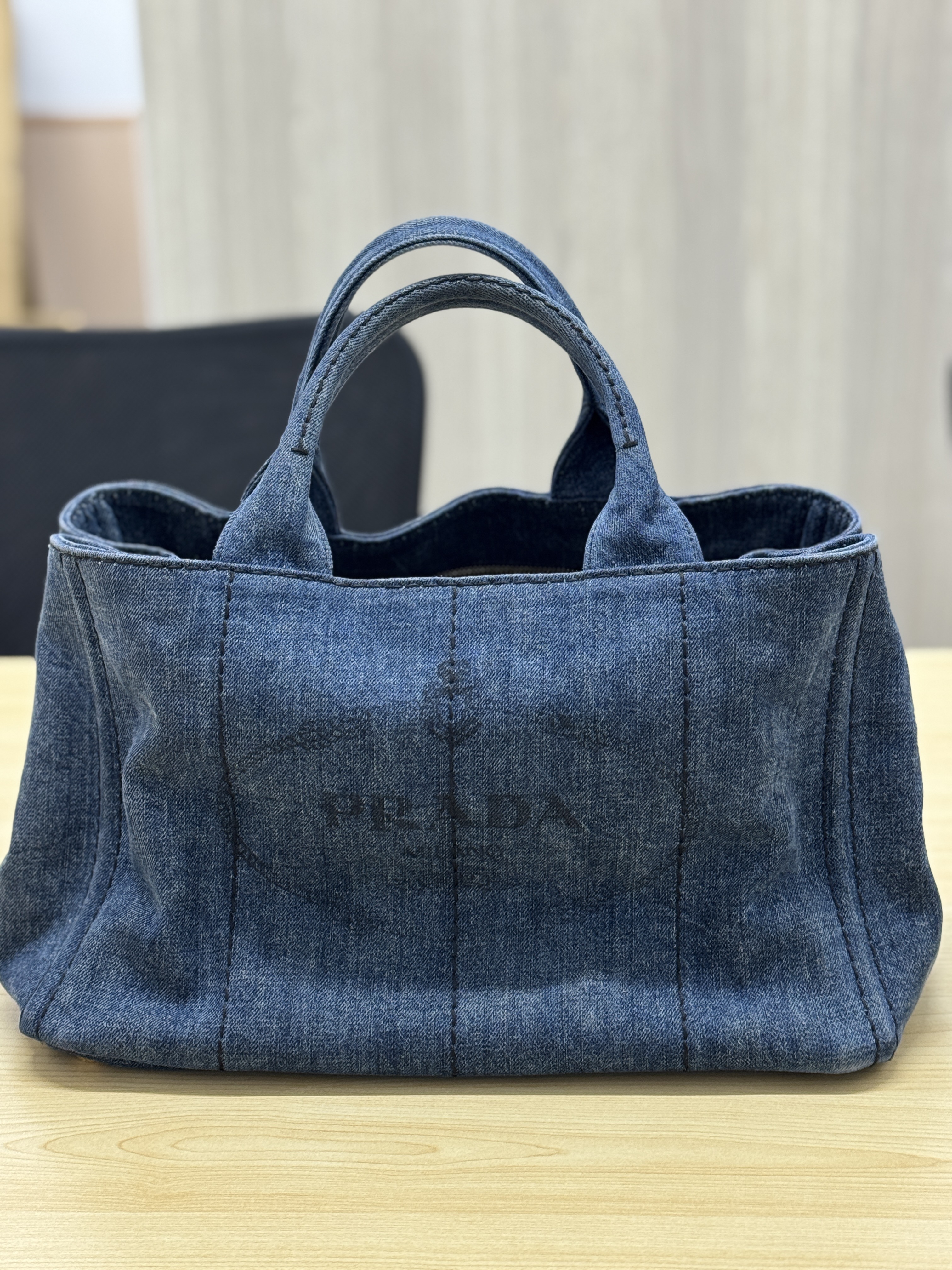 PRADA デニムトートバッグ　デニム PRADA デニムトートバッグ