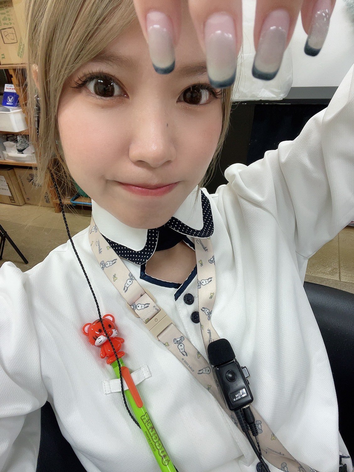 さゆりん いつもの階段シリーズです〜🥰 #静止画で全然わかりませんが