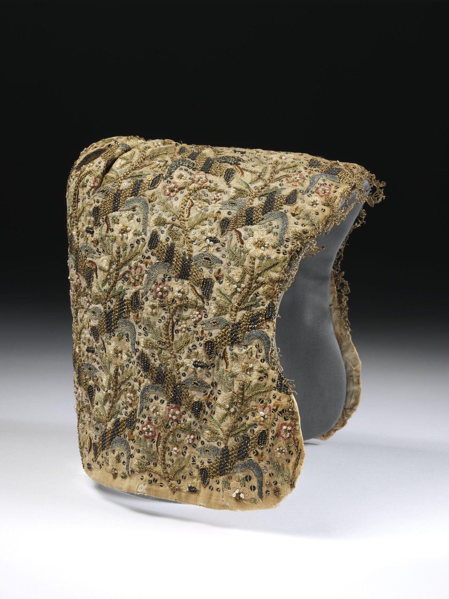 TudorAge1973's tweet photo. #TudorTuesday
Coif
England
c1575

https://t.co/t0Icz8F5cy

#Coif #LinenCoif #Linen #ColouredSilks #Silver #SilverGilt #Spangles #FreshwaterPearls #Headwear #Tudors #History https://t.co/S4XZoPrN5O