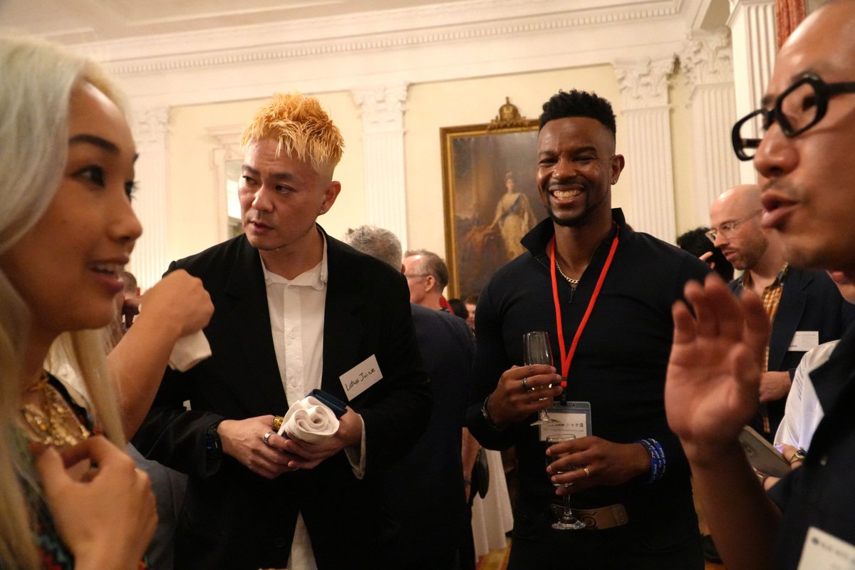 英国の音楽業界代表団が来日🎶

✅サマーソニック大阪を視察
✅ #EXPO2025 英国パビリオンにて交流イベントを開催
✅英国大使館にてネットワーキングレセプションを開催
✅B2Bディスカッション、ミーティンを実施

今後ますます日英音楽業界の連携が深まることを期待します。