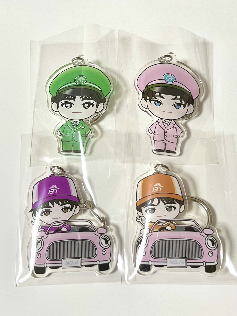 超特急 EVE ご当地キーホルダー 譲渡 買取

譲｜愛知 リョウガ、ハル
        埼玉 タクヤ、アロハ
求｜定価(700円)

以下現地での手渡しでお願いいたします。
9/10ファンミ夜
11/1 バズリズム
11/29-30 REAL?熊本