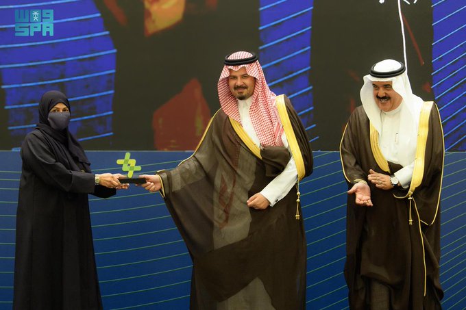 أمير منطقة المدينة المنورة يرعى حفل افتتاح ملتقى جسور التواصل 