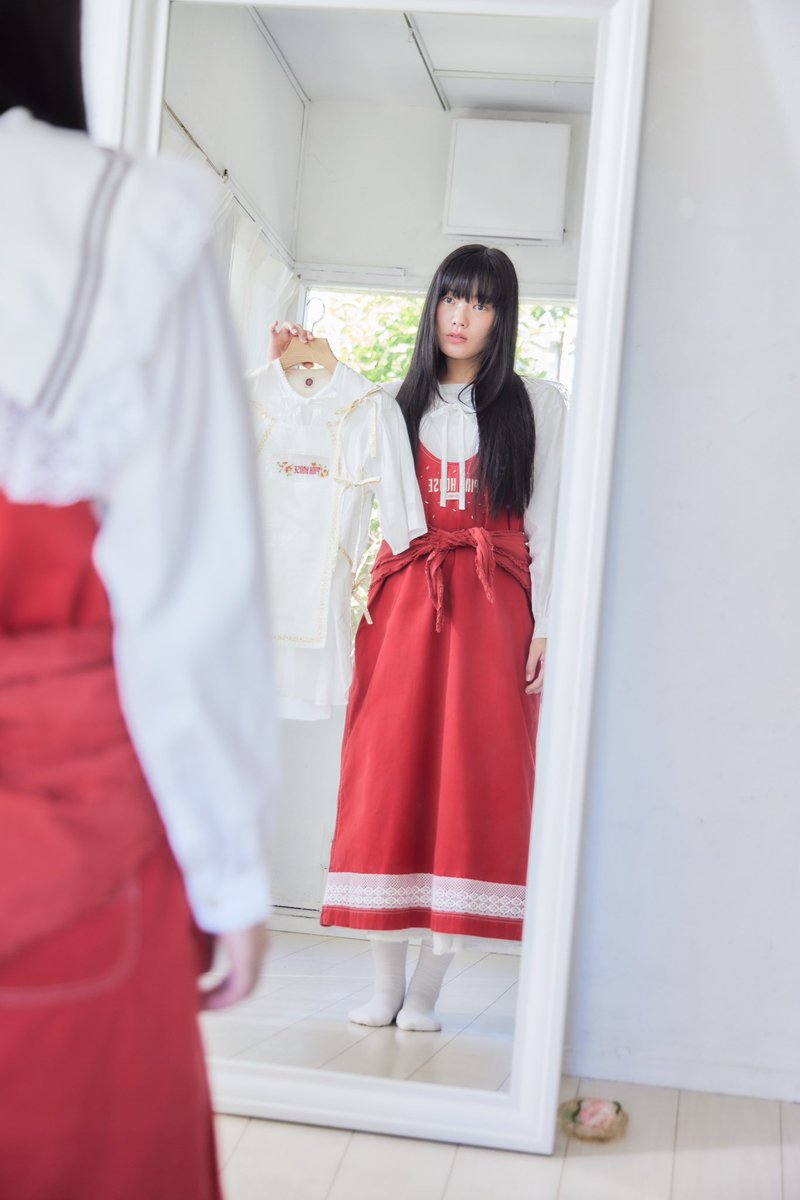 【SALE】フタツククリ クッションカラーブラウス SALE】フタツククリ クッションカラーブラウス - メルカリ