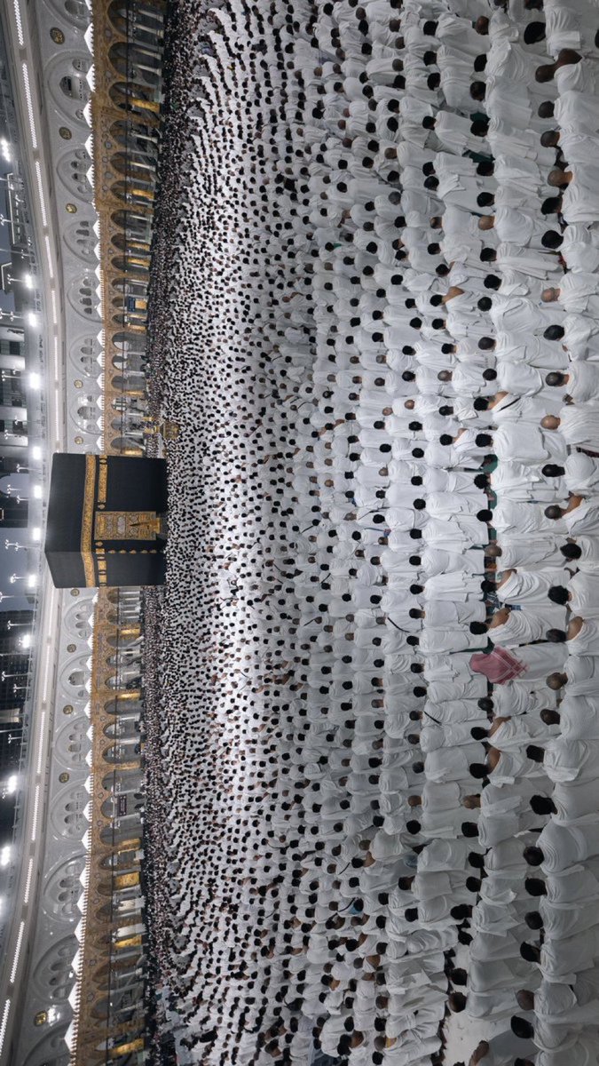 aiishadahir's tweet photo. Sorry to interrupt your scrolling, but may your next trip be to MAKKAH. https://t.co/qJQFU0HCRD