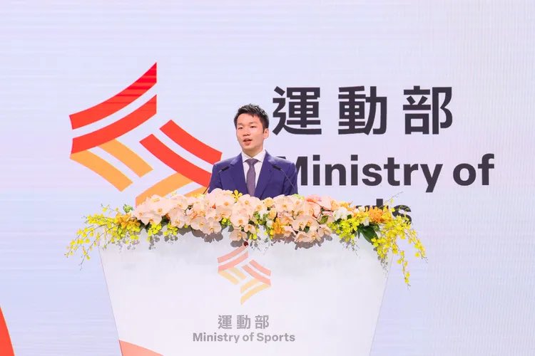 Lee Yang resmi dilantik sebagai Menteri Olahraga Taiwan. Congratulations!

📷: Central News Agency
