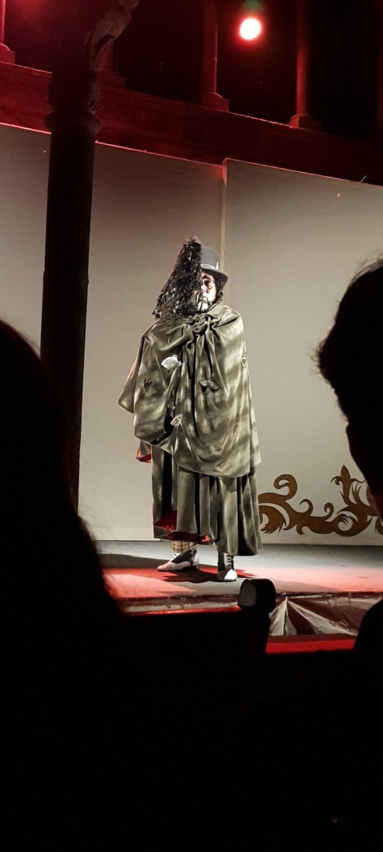 IoWaws's tweet image. Gracias por los accesos. Muy divertida la obra. @WowmxTv  🎭❤️