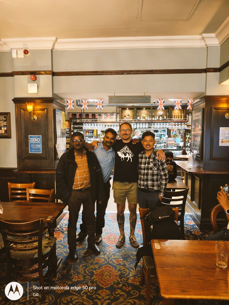 grai007's tweet photo. Wonderful weekend in London with the ISC Works team. Thank you, Peter, for being our guide. https://t.co/Wyc3xOAOXv