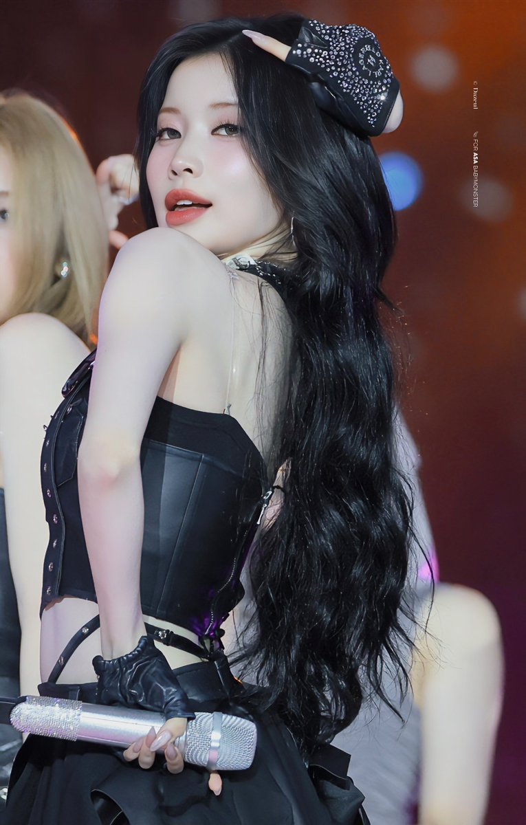 250727 가요대전 

#BABYMONSTER #베이비몬스터
#아사 #ASA #榎並杏紗 #EnamiASA